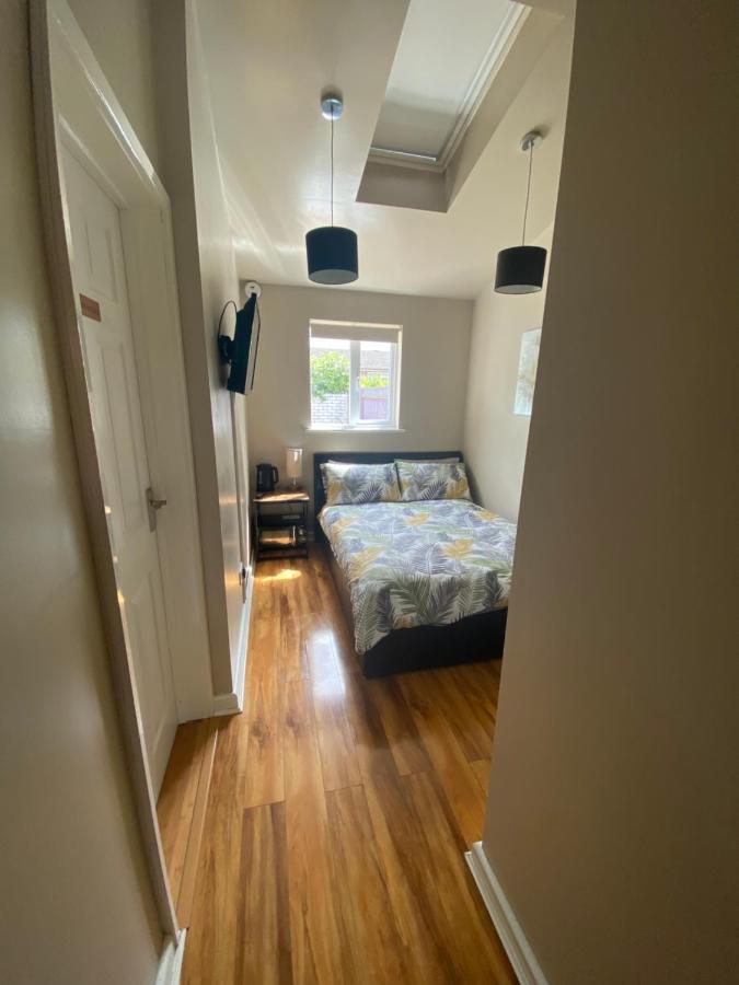 Private Room And Bathroom With Private Entrance Near Warwick Town Centre Zewnętrze zdjęcie