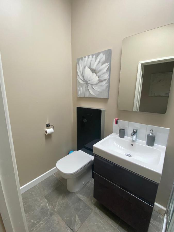 Private Room And Bathroom With Private Entrance Near Warwick Town Centre Zewnętrze zdjęcie